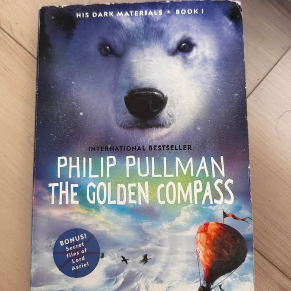 Books - Picture 6 of 16